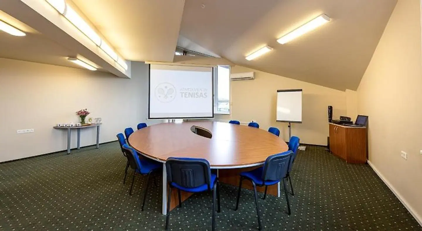 Hotel Tenisas Konferenz