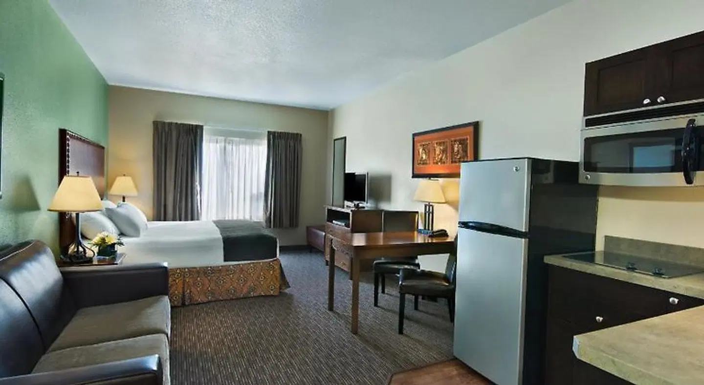 Oxford Suites Hermiston ROOM_EXAMPLE