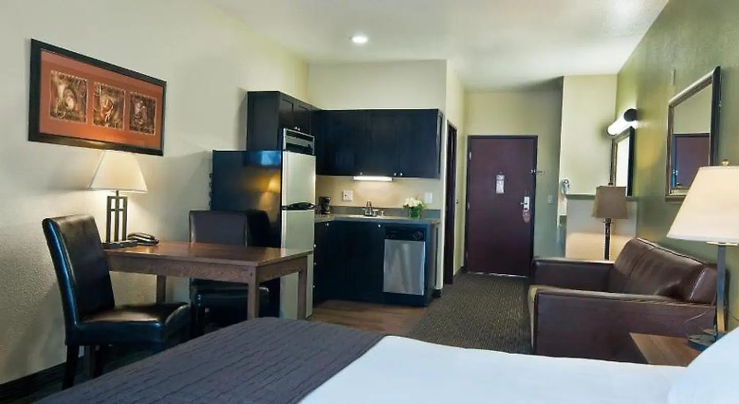 Oxford Suites Hermiston ROOM_EXAMPLE