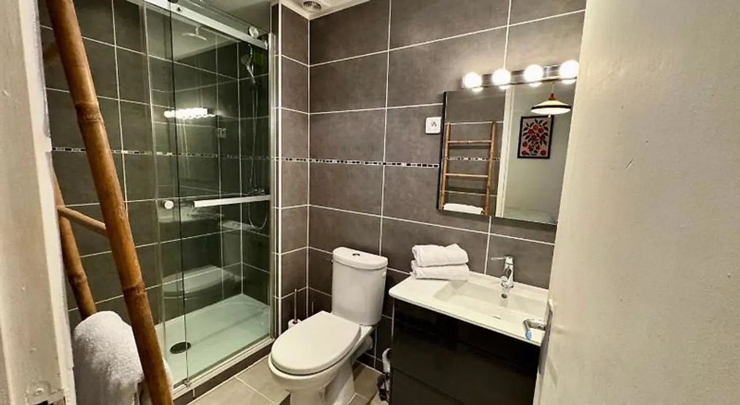 Le Mas de Galoffre Badezimmer