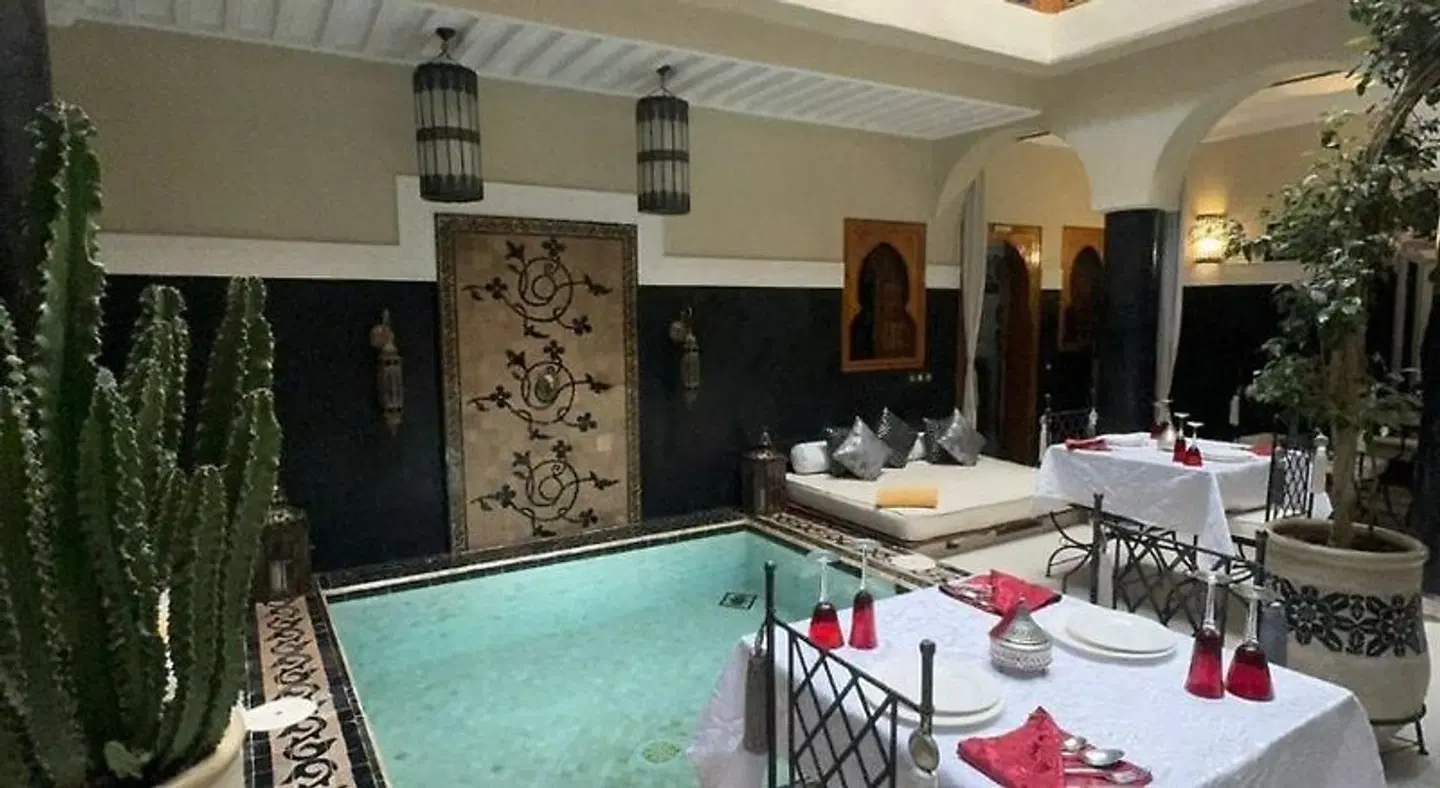 Riad Rodaina Hallenbad