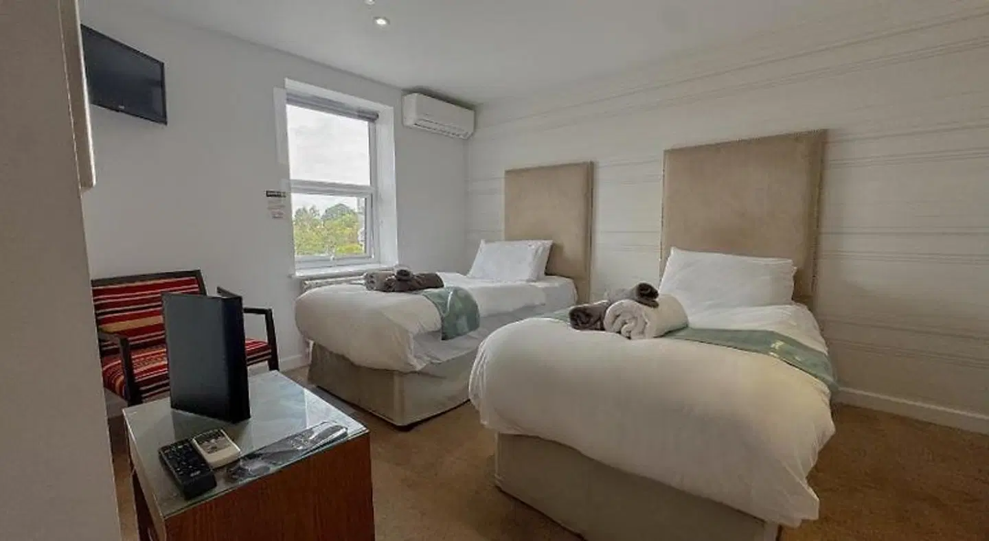 O'Gradys Guesthouse Ilford HEALTH_BEAUTY