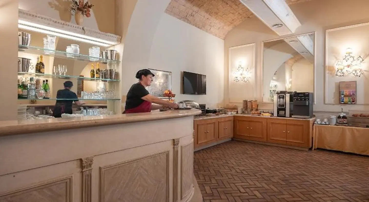 Hotel Flavia Bar
