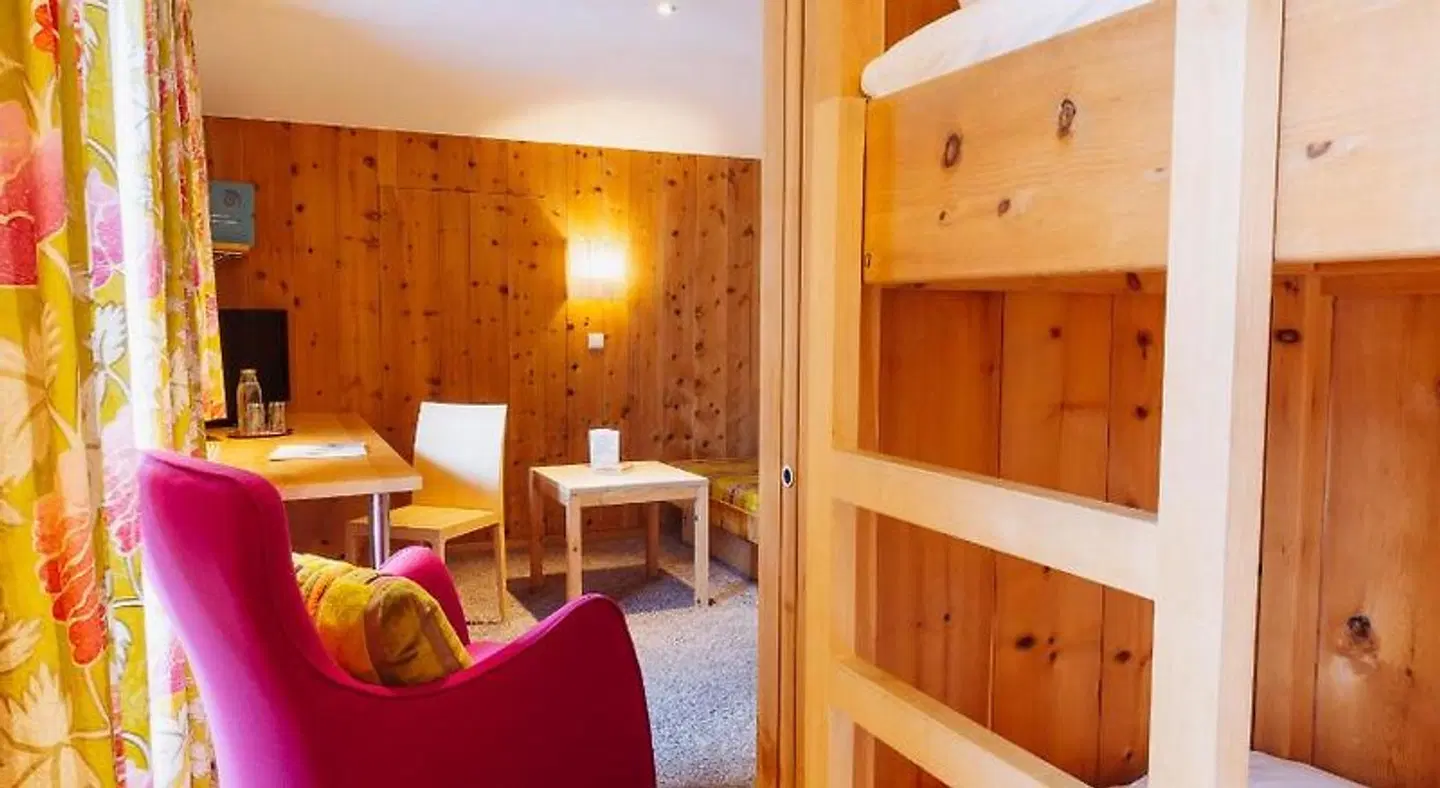 Aurora ROOM_EXAMPLE