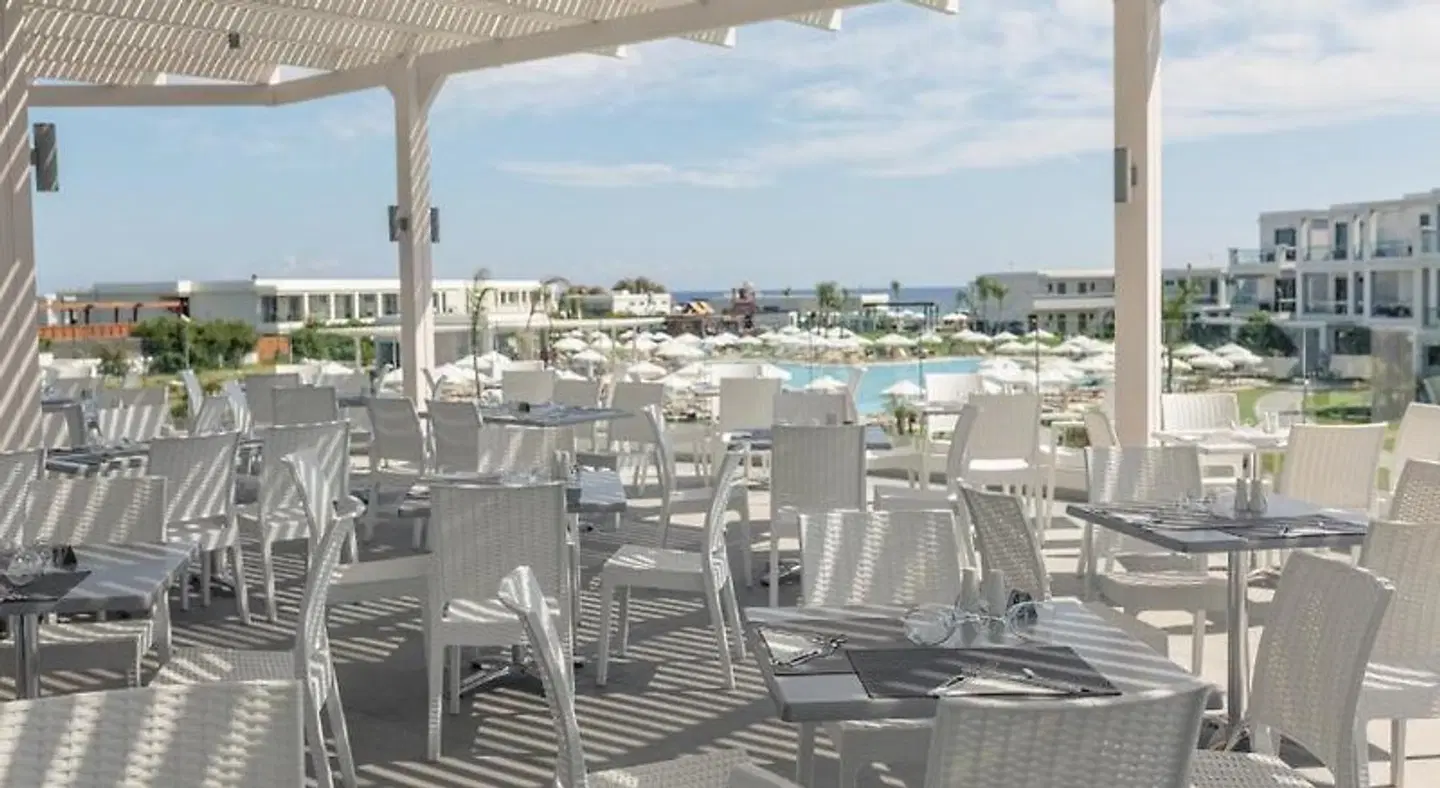 Sentido Asterias Beach Resort Terrasse