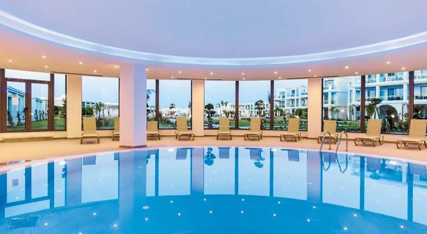 Sentido Asterias Beach Resort Hallenbad