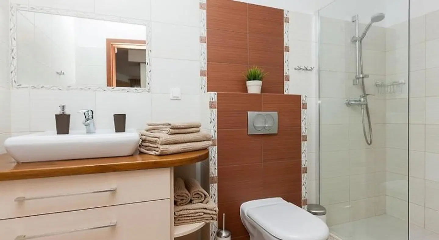 Jantar Home Osiedle Jantar Wylotowa Badezimmer