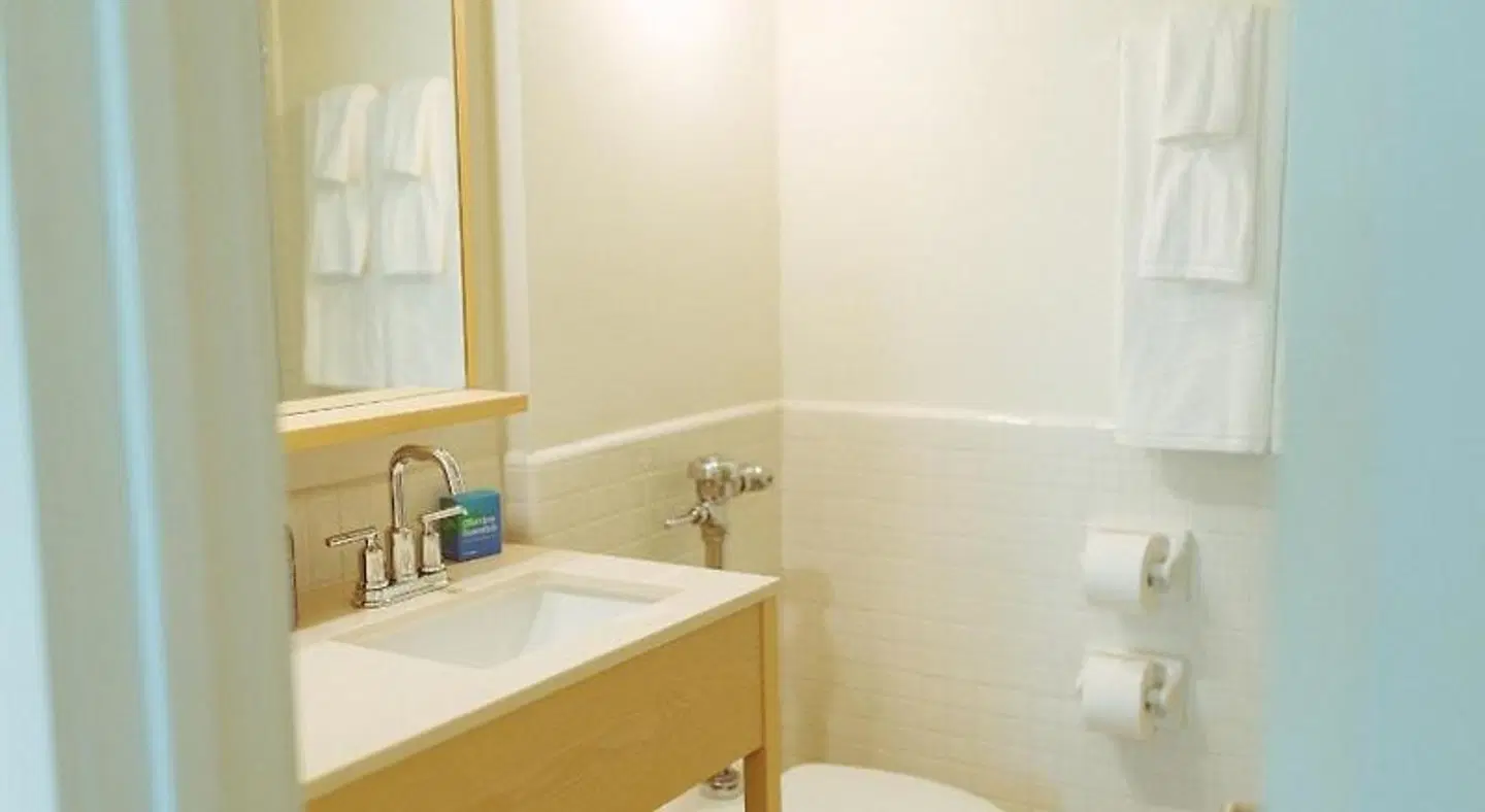 Hotel Lucine Badezimmer