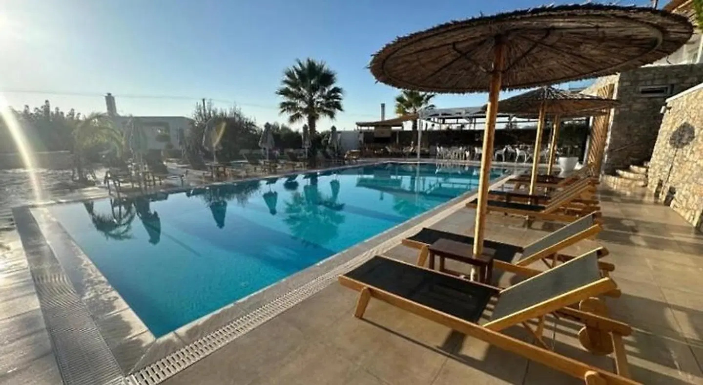 Johannes Apartments OUTDOOR_POOL