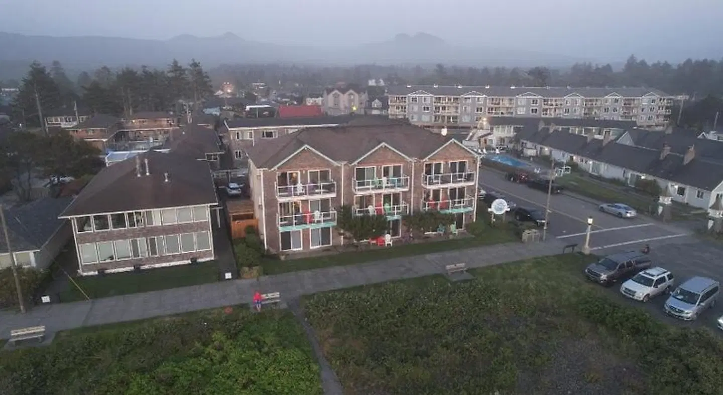 Inn at the Shore EXTERIOR