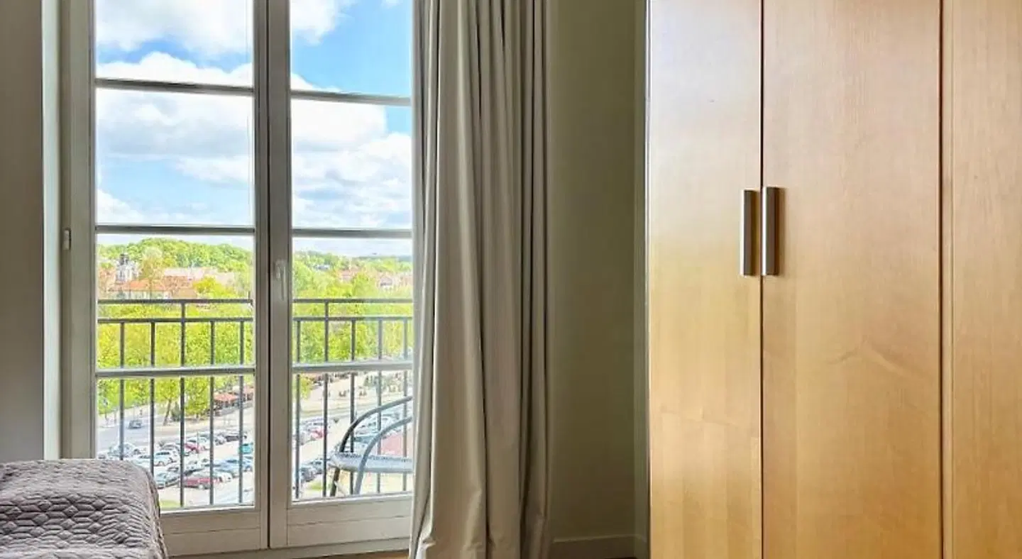 Barbacan Apartments ROOM_EXAMPLE