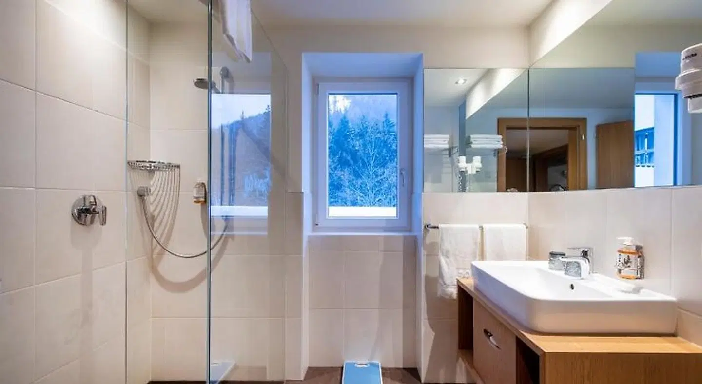 Bad Ratzes Badezimmer