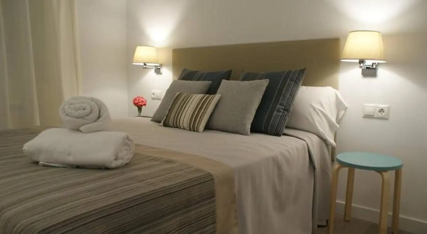 Apartments Estación M&S ROOM_EXAMPLE