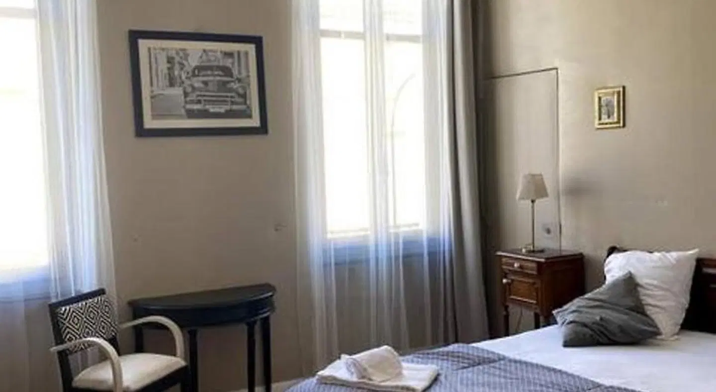 carcassonnebastide ROOM_EXAMPLE