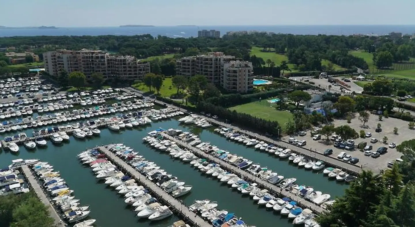 Appart Hotel Mandelieu