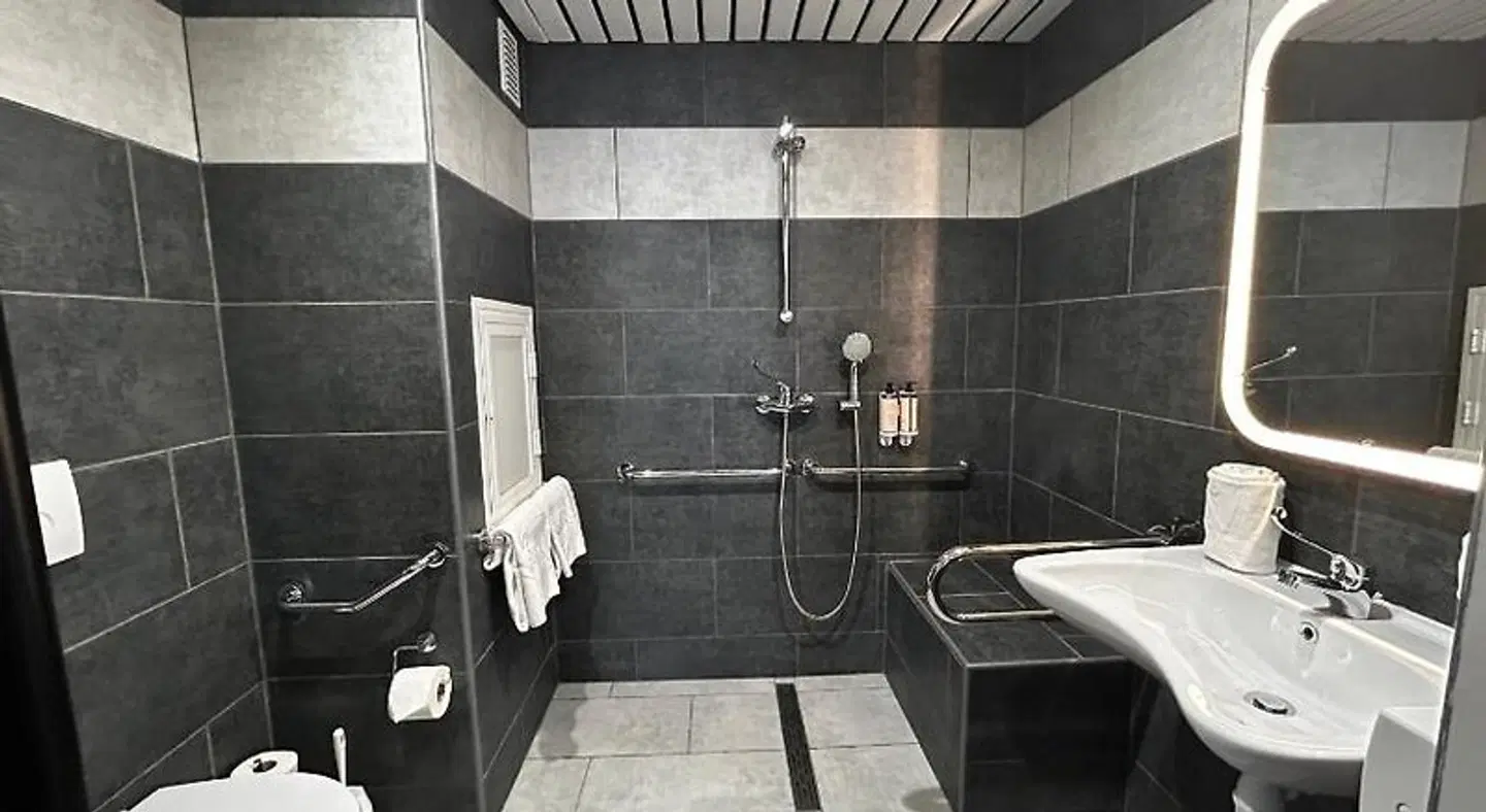 First Euroflat Hotel Badezimmer