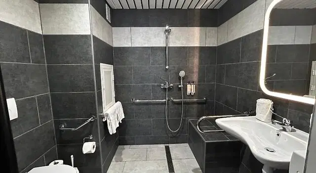 First Euroflat Hotel Badezimmer