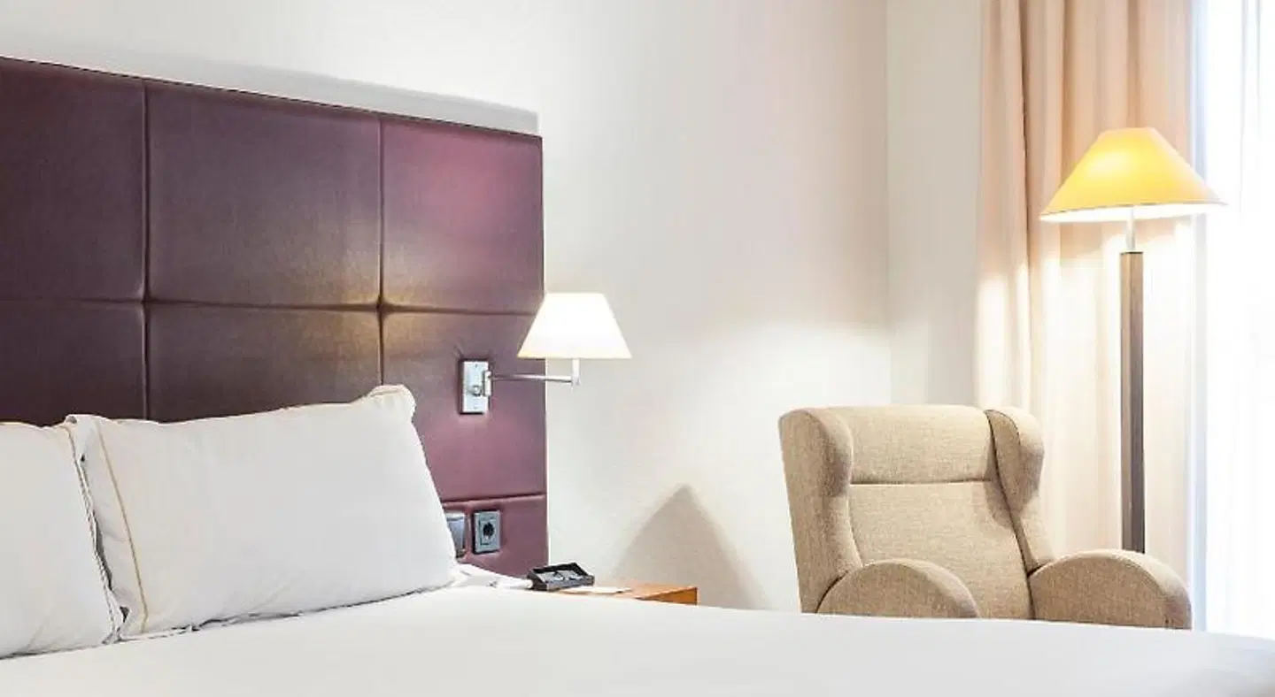 Senator Parque Central Hotel ROOM_EXAMPLE