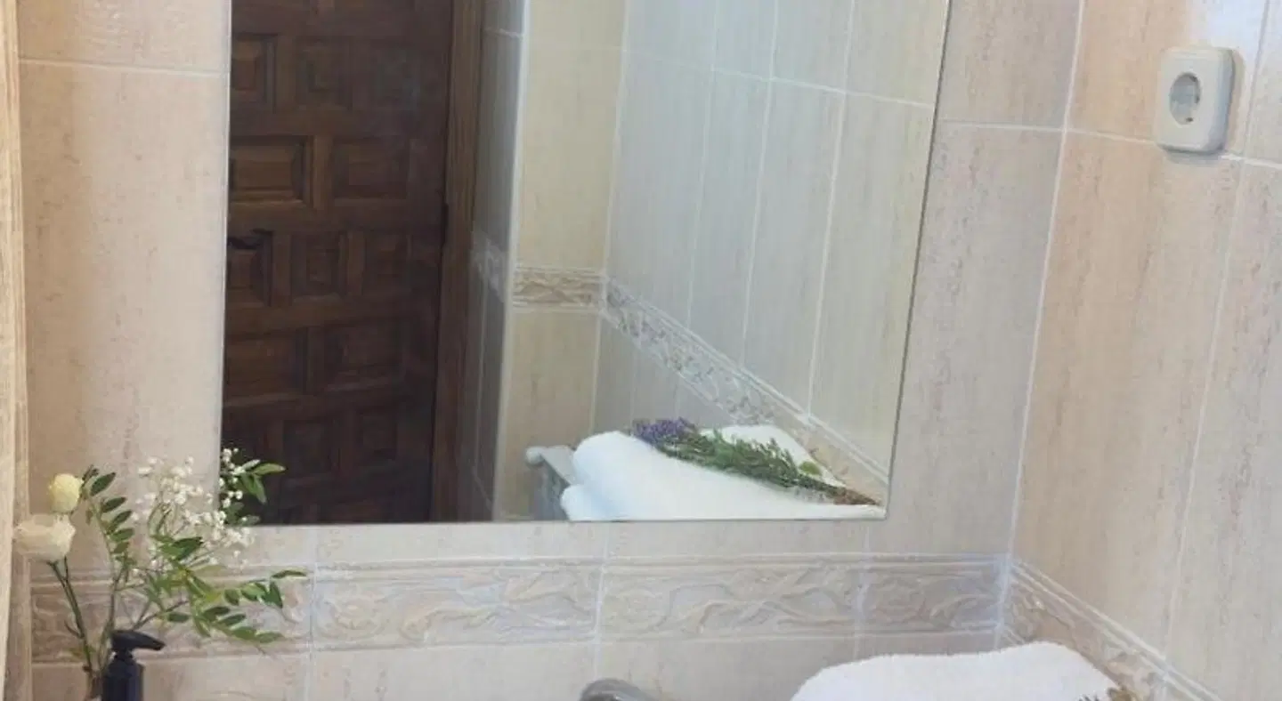Hostal Rural Cumbres De Castilla Badezimmer