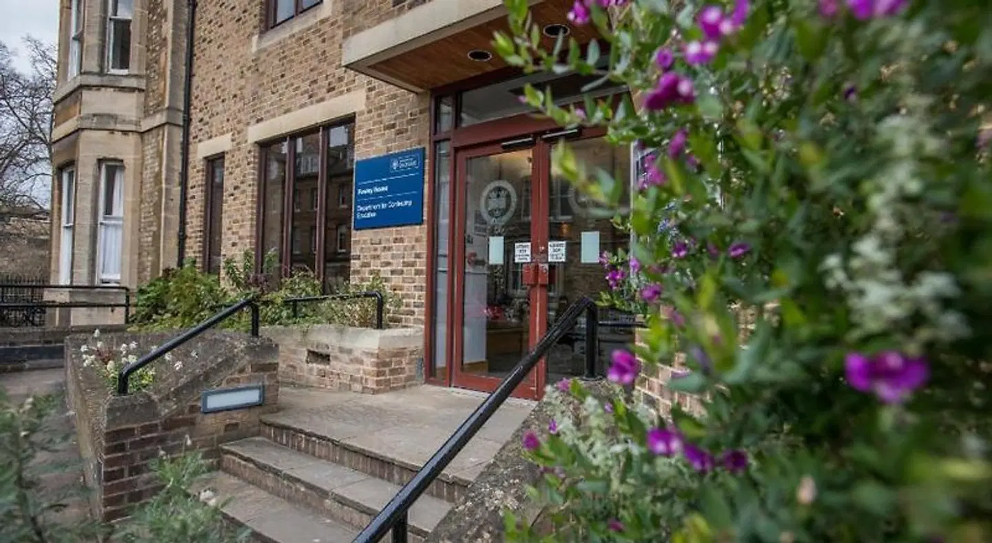 Rewley House University of Oxford EXTERIOR