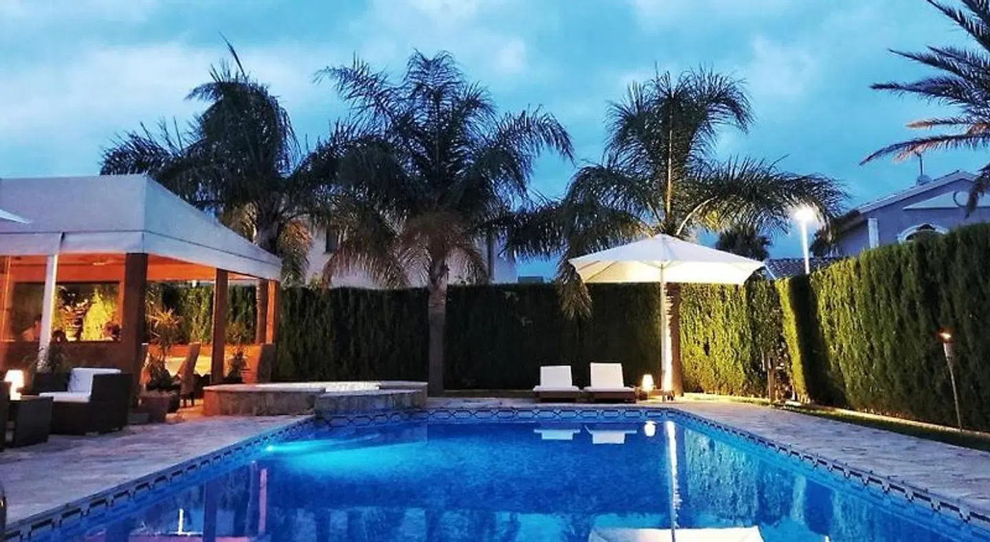 La Gastrocasa OUTDOOR_POOL