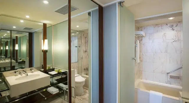 Parnas Hotel Jeju Badezimmer