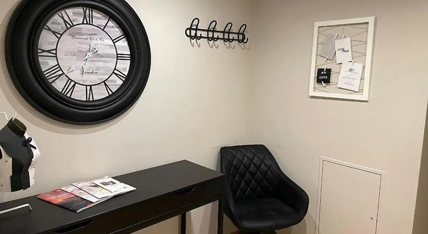 Burkhardt ROOM_EXAMPLE