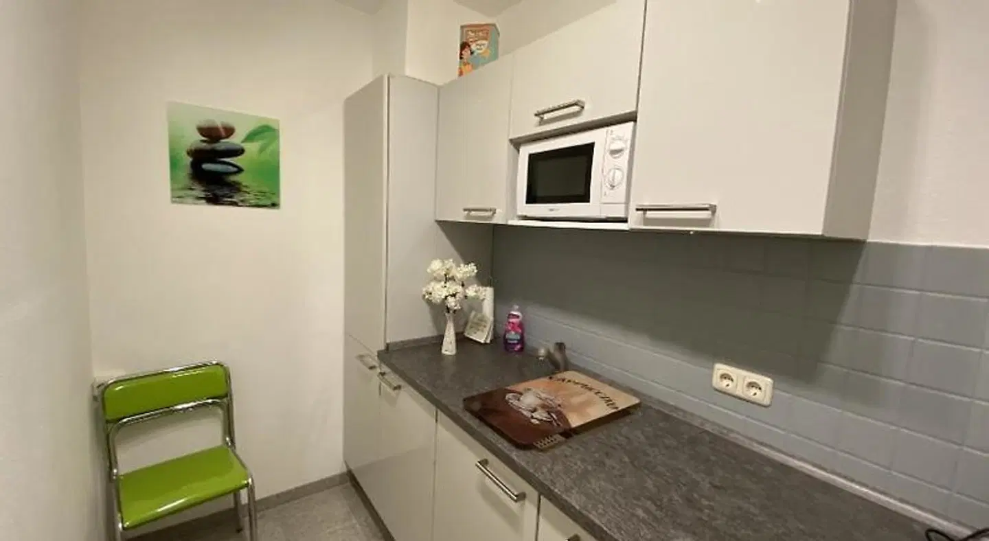 Matthias ROOM_EXAMPLE