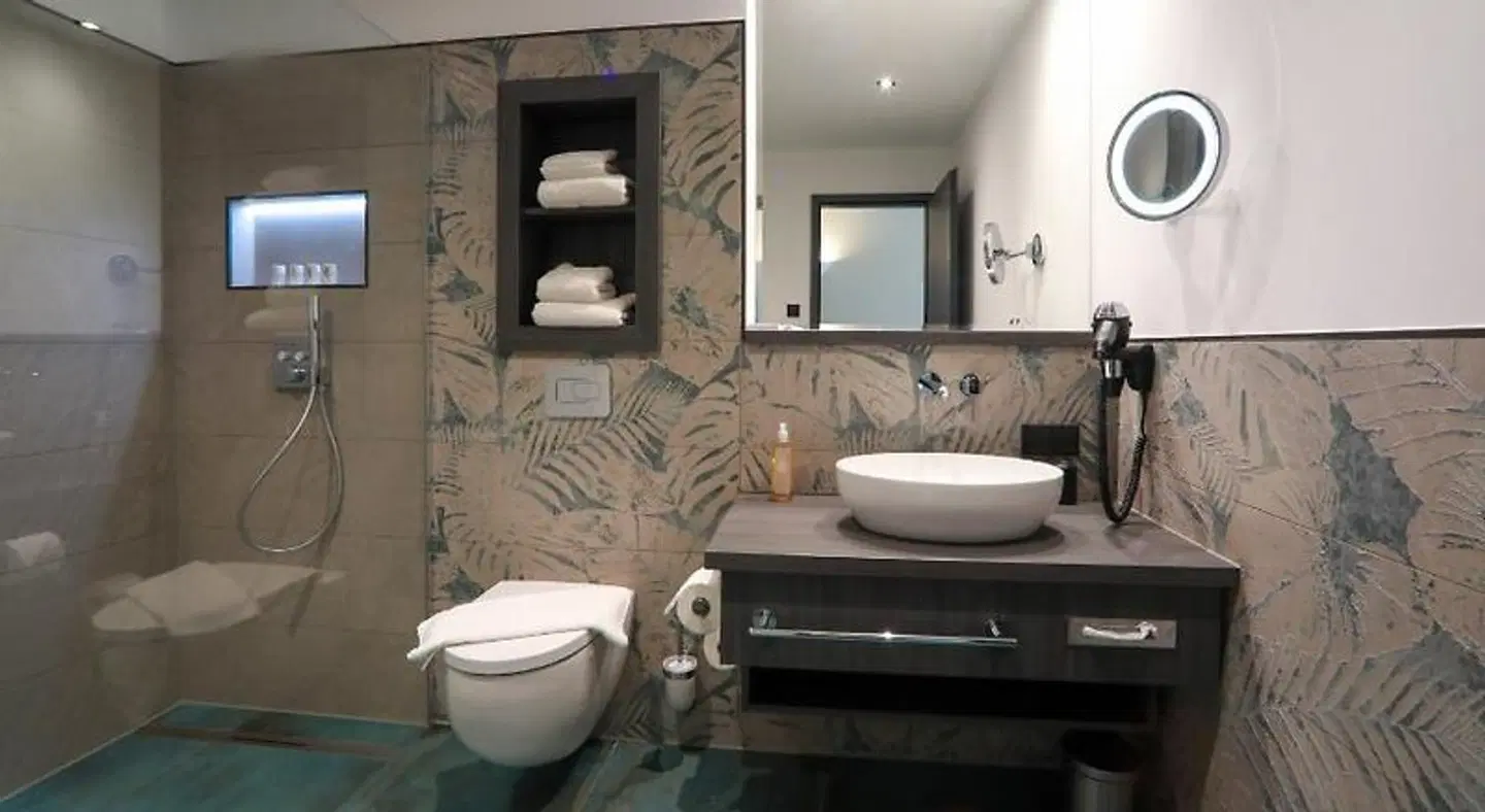 SPREE. Hotel am Hafen Badezimmer