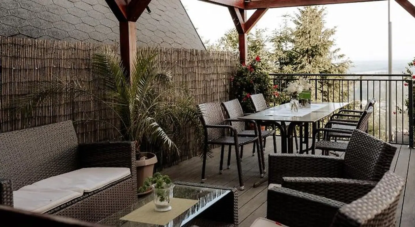 Triniushütte Terrasse