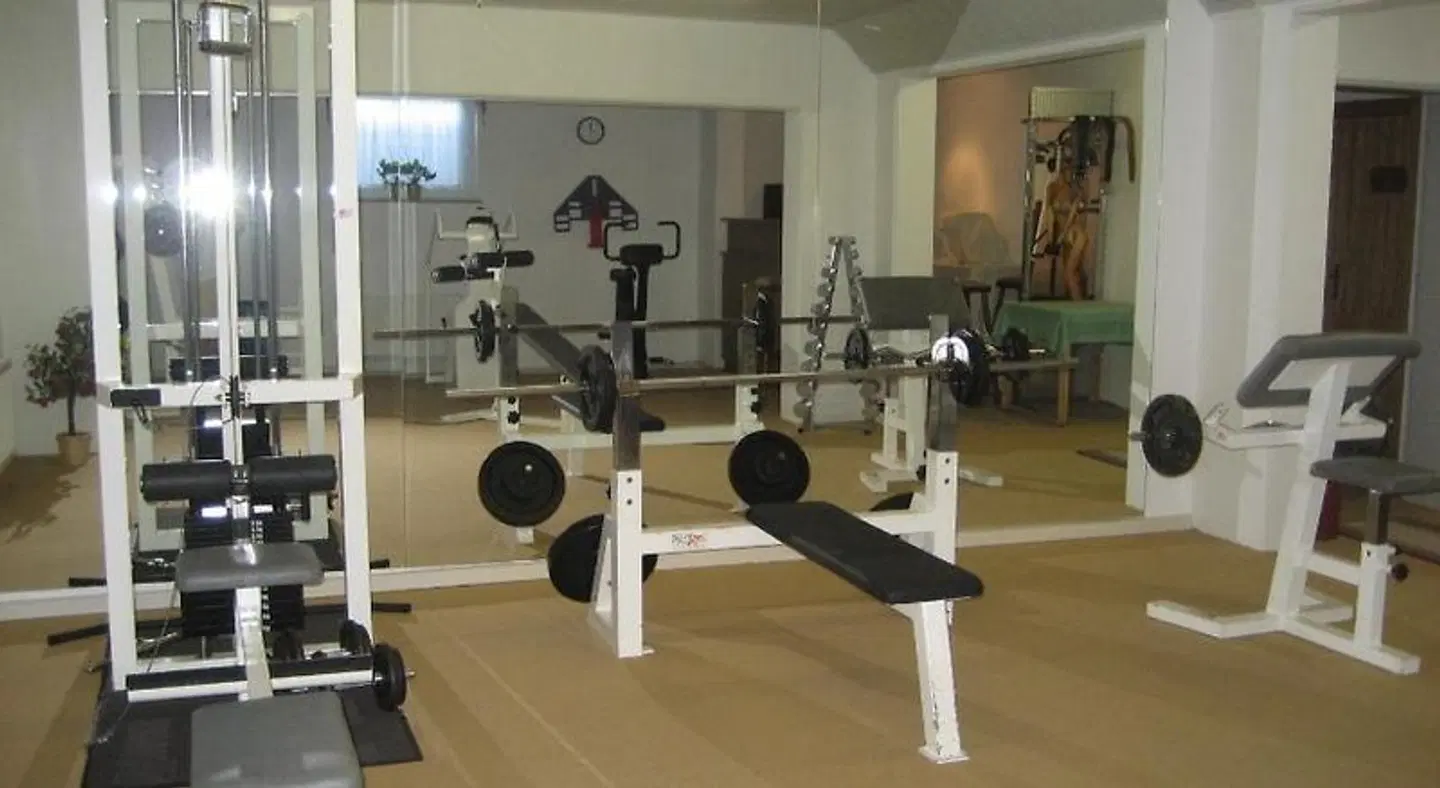 Kirchner SPORTS_AND_LEISURE