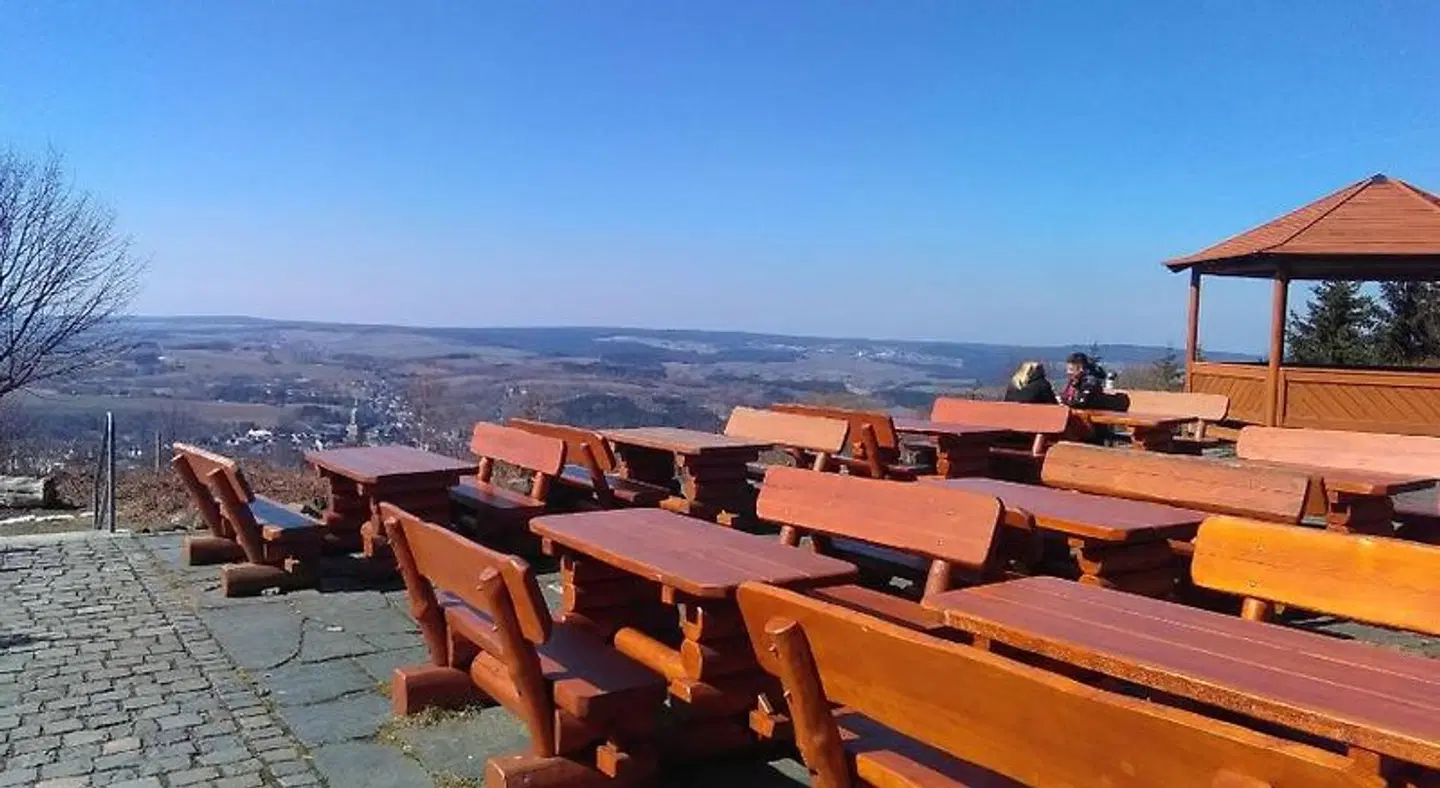 Berghotel Pöhlberg Terrasse