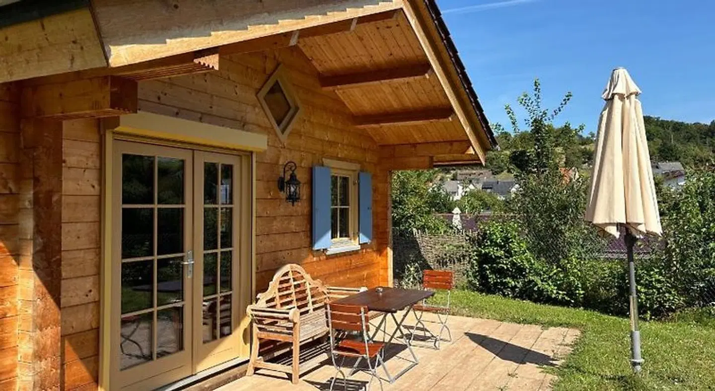 Carolinger Hüttendorf Terrasse