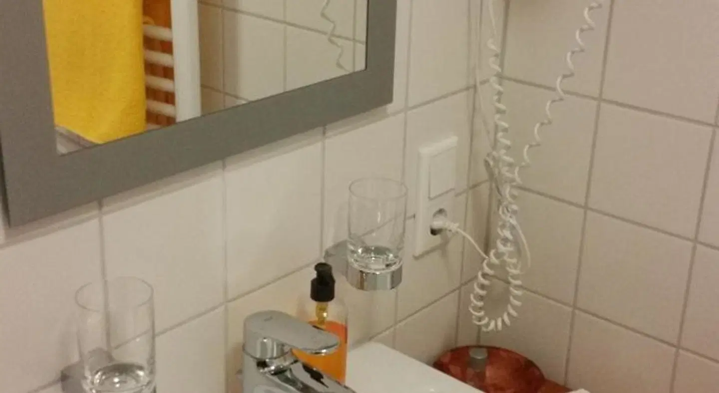 Ellenbergs Restaurant & Hotel Badezimmer