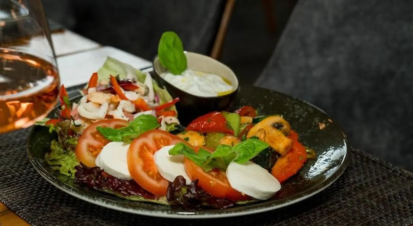 ROCA Restaurant & Hotel Restaurant