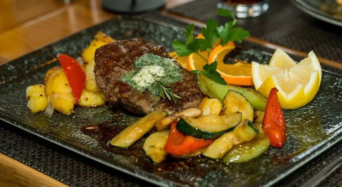 ROCA Restaurant & Hotel Restaurant