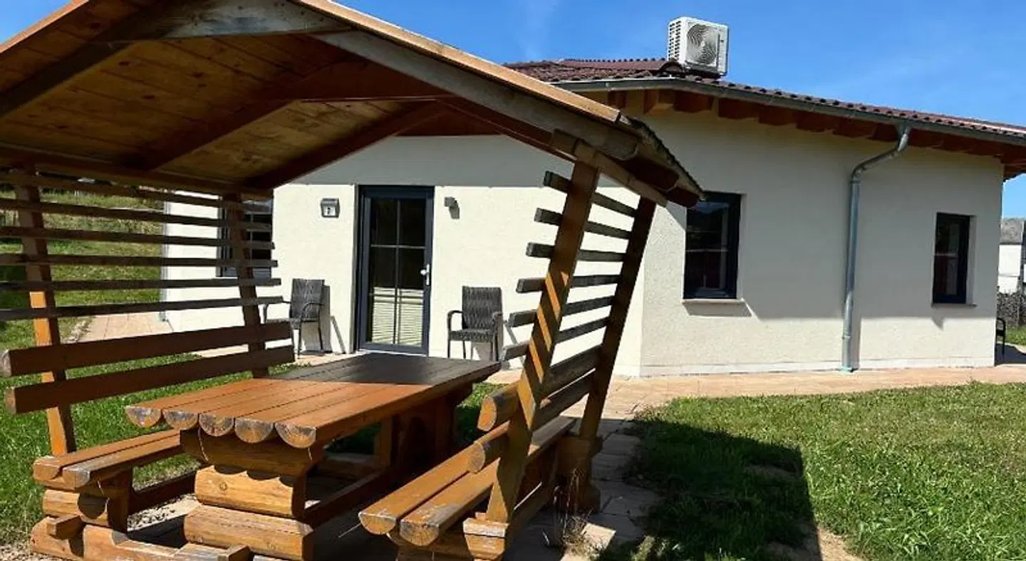 Carolinger Hüttendorf Terrasse