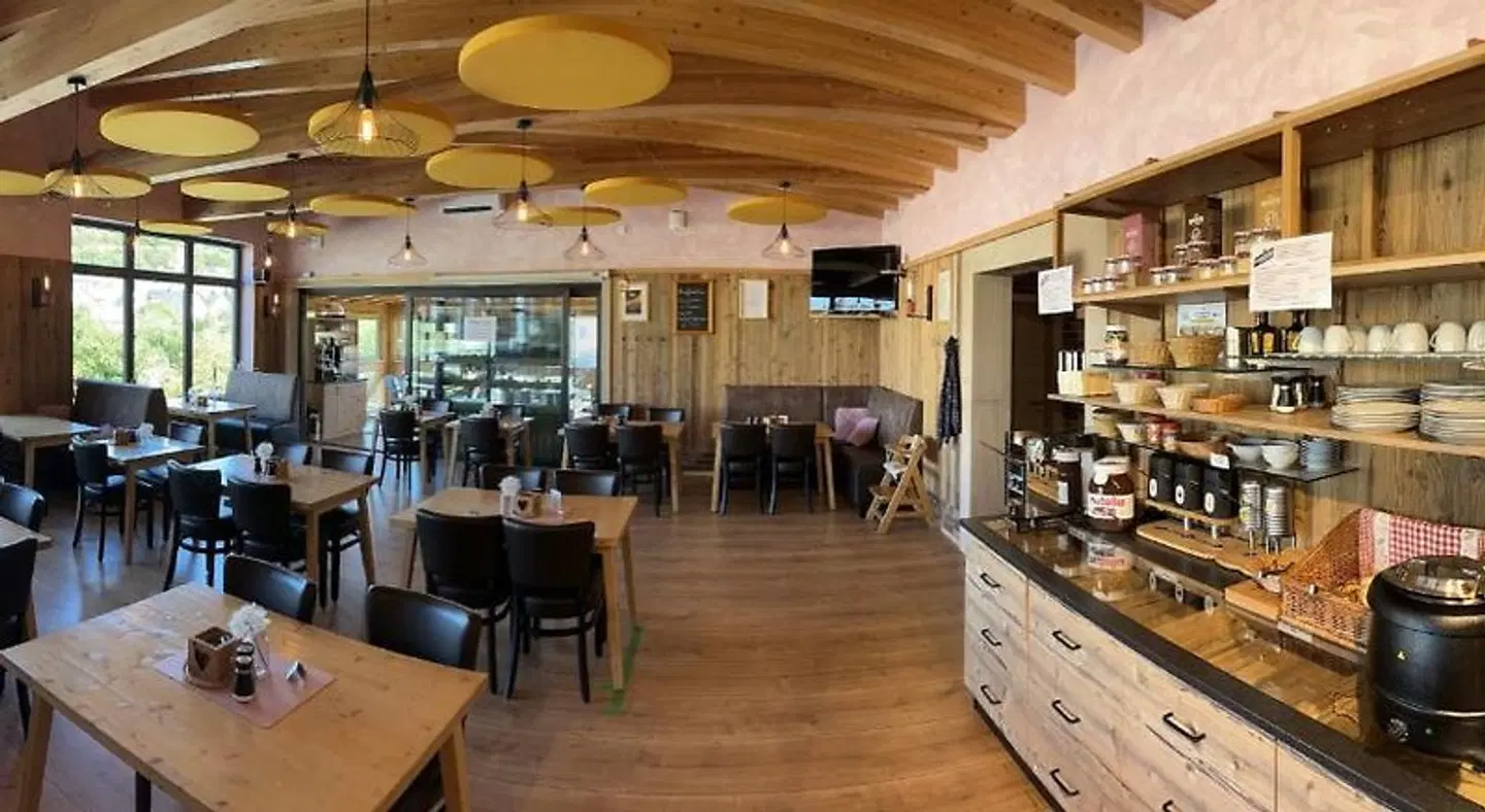 Carolinger Hüttendorf Bar