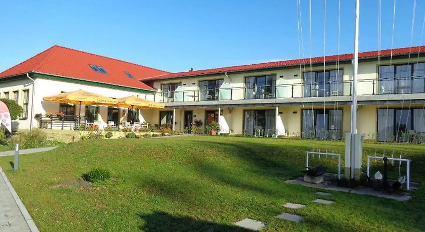 Aparthotel am Heidensee EXTERIOR