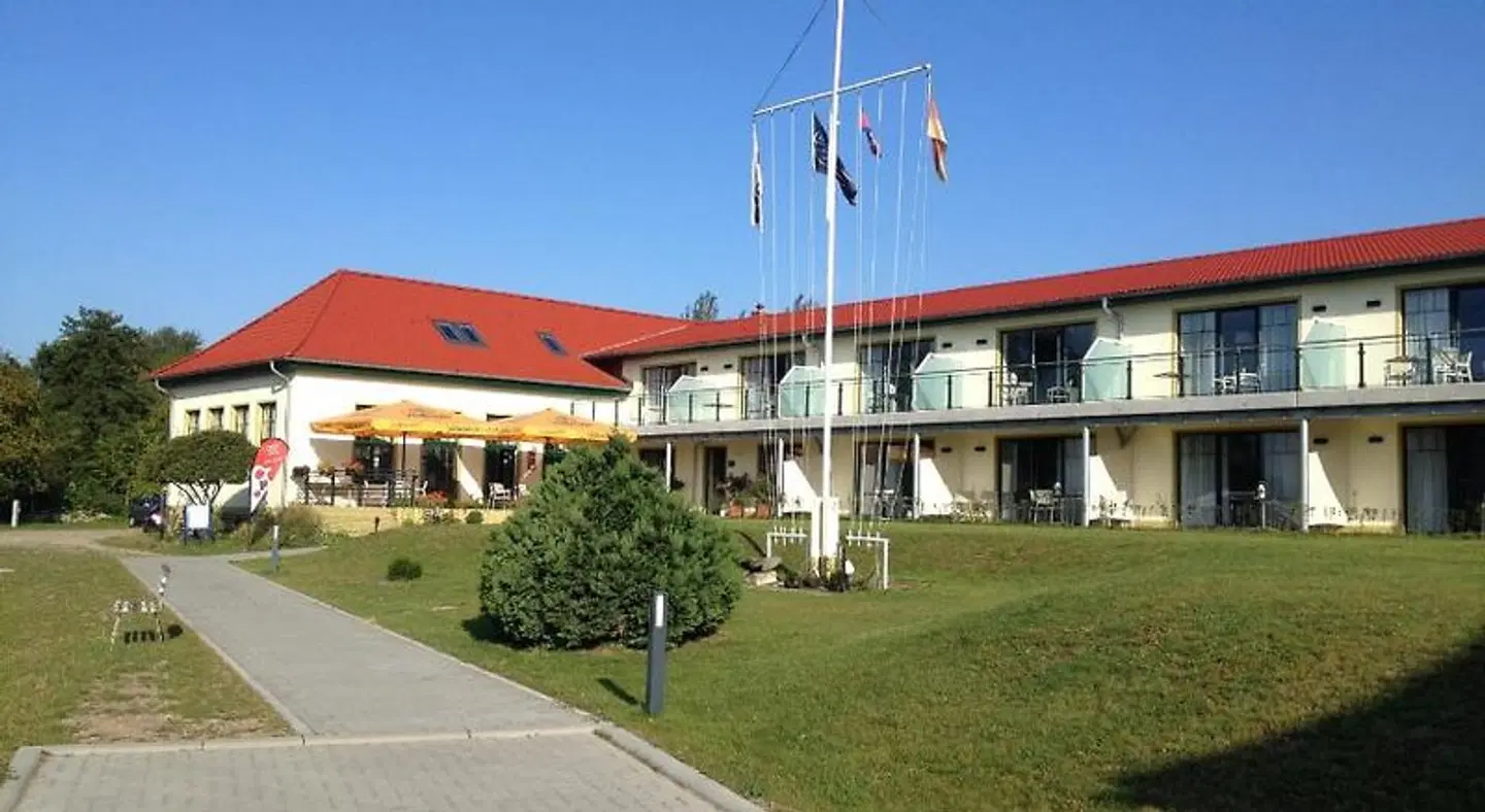 Aparthotel am Heidensee EXTERIOR