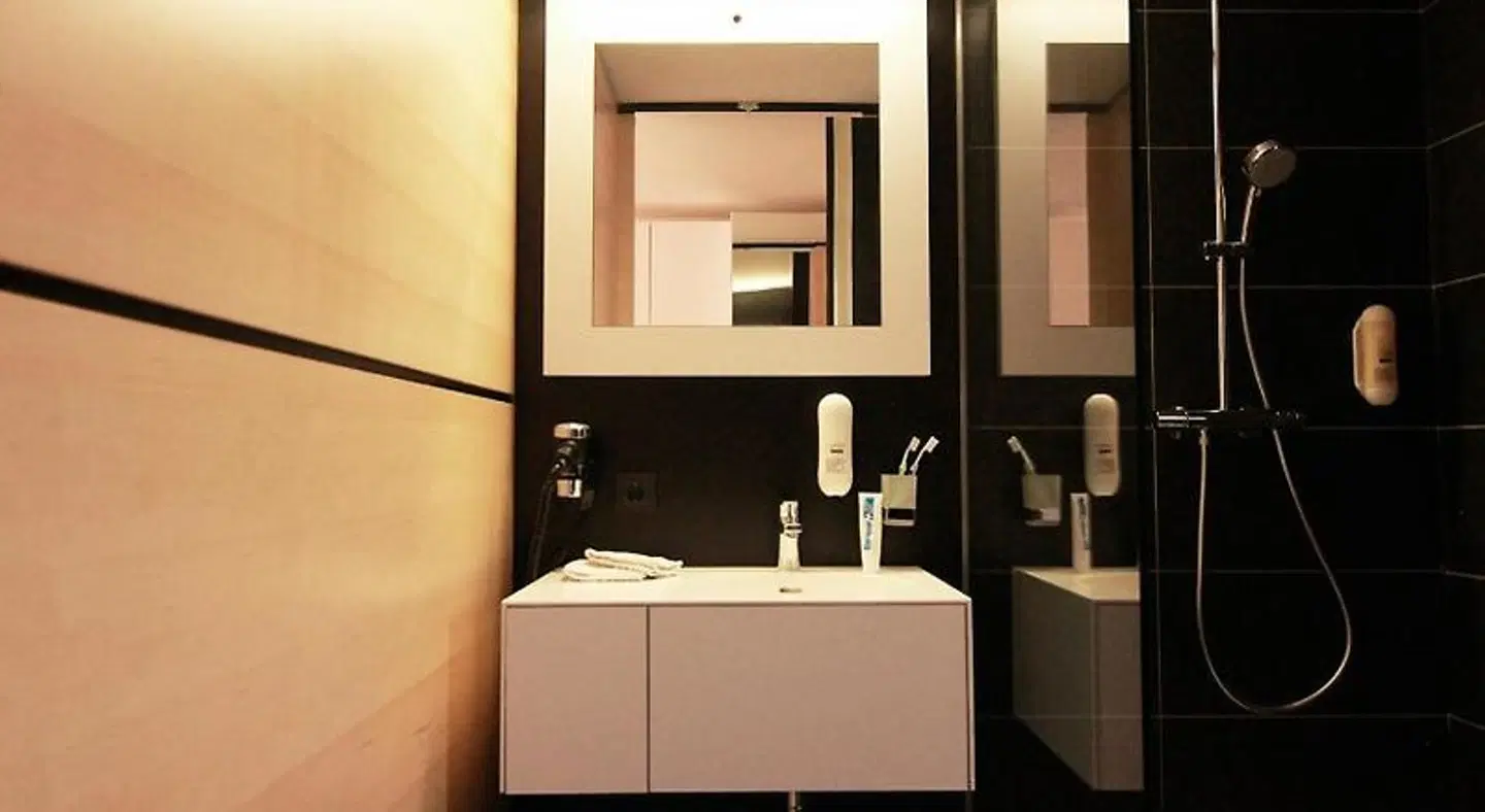 BG Hotel ROOM_EXAMPLE