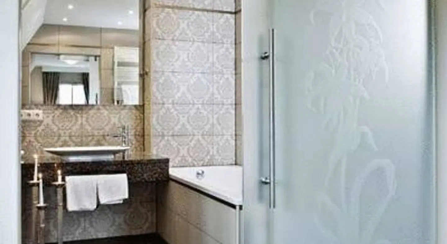 Burg-Hotel Badezimmer