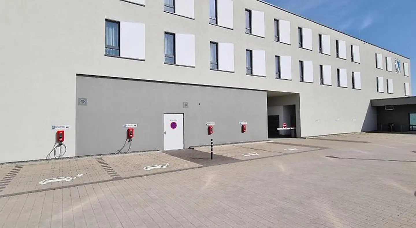 KELKO 1A Hotel EXTERIOR