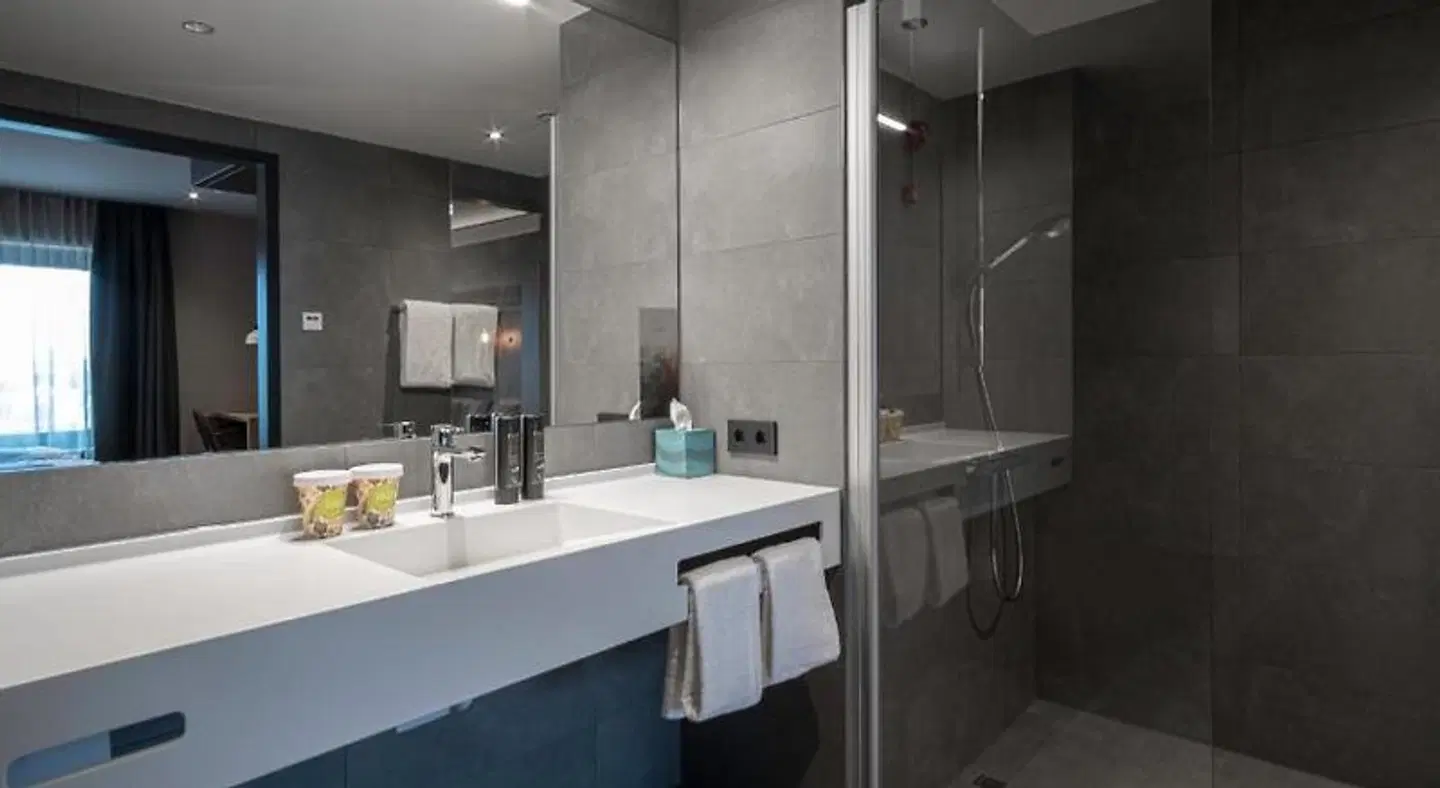 RiKu HOTEL Reutlingen Badezimmer