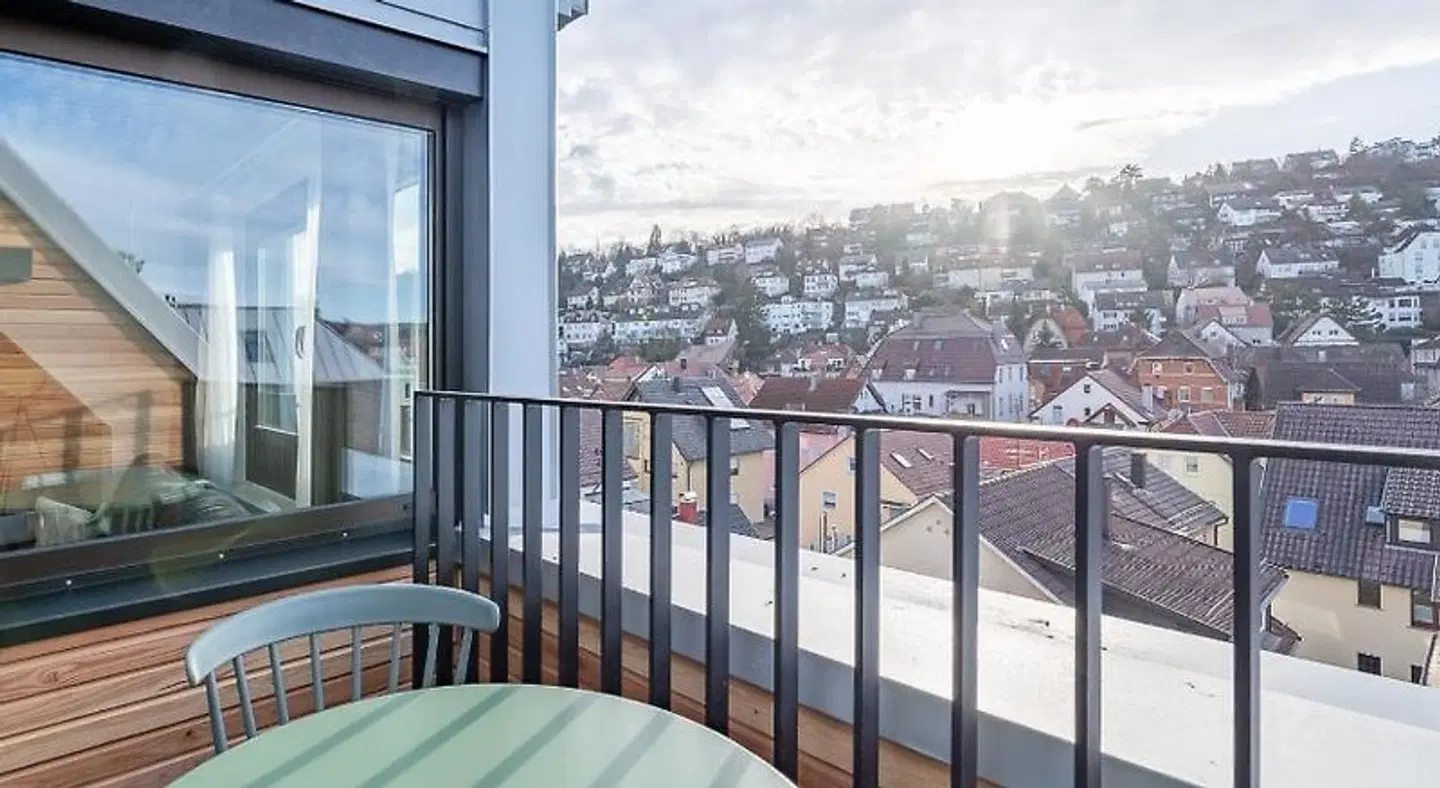 limehome Stuttgart Elsenhansstr. Terrasse