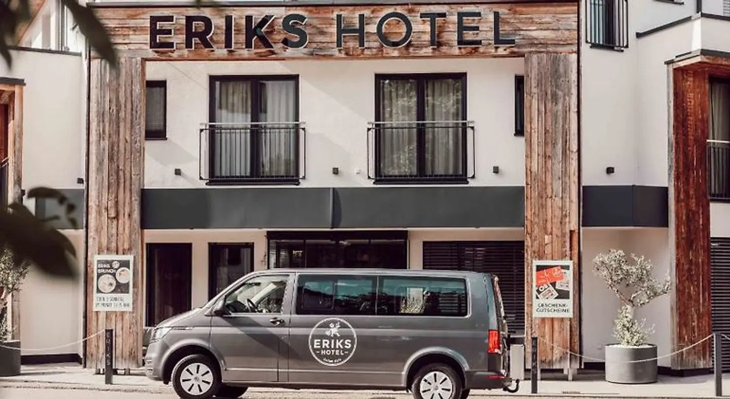 Eriks Hotel EXTERIOR