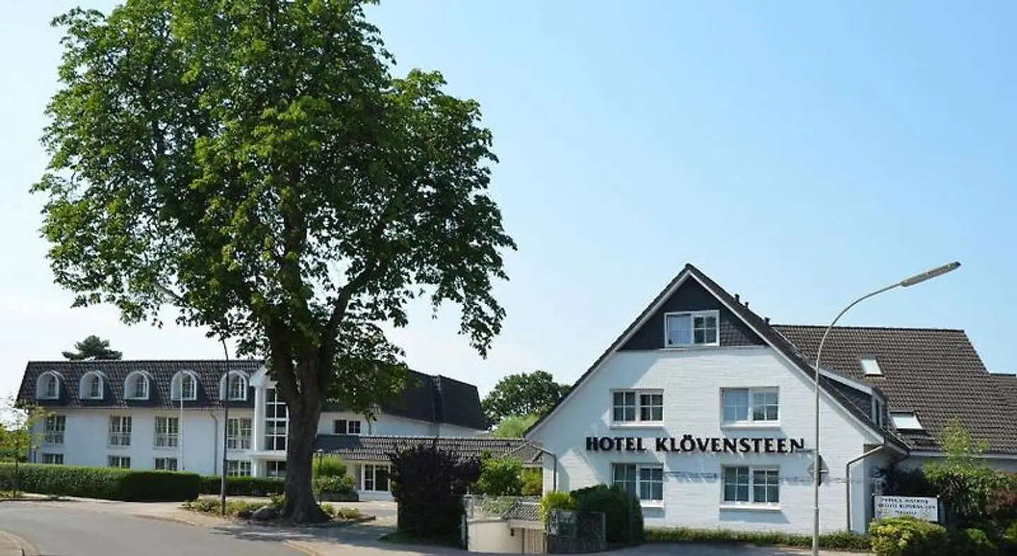 Klövensteen EXTERIOR