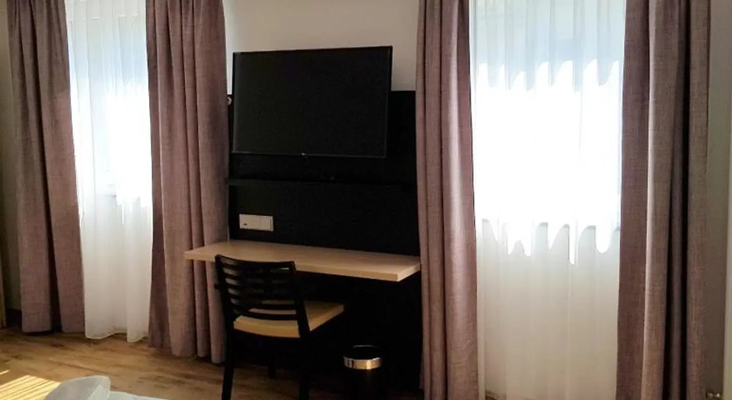 Hotel U7 ROOM_EXAMPLE