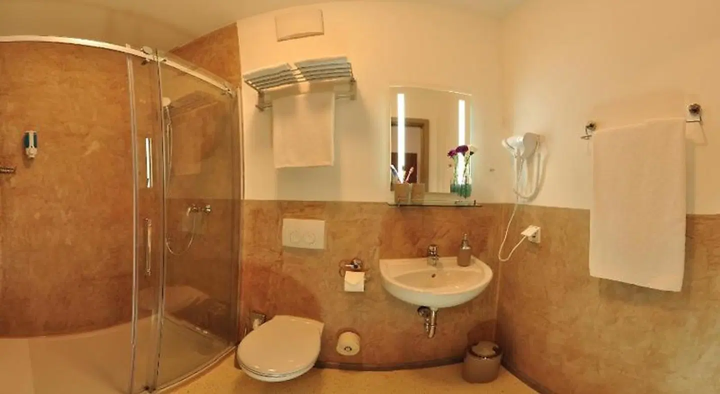 Motel am Fürfelder Schloss Badezimmer