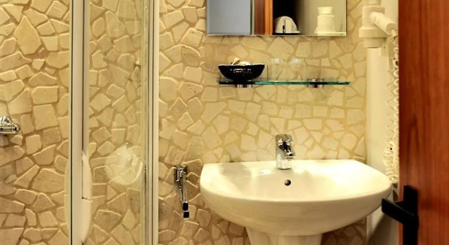 Zur Kastanie Badezimmer